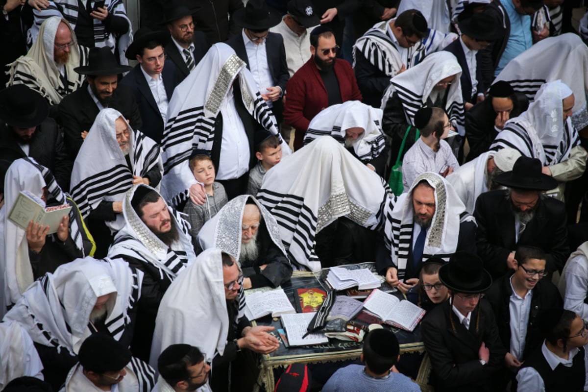 מירון: הכהנים עמדו למעלה ובירכו את העם