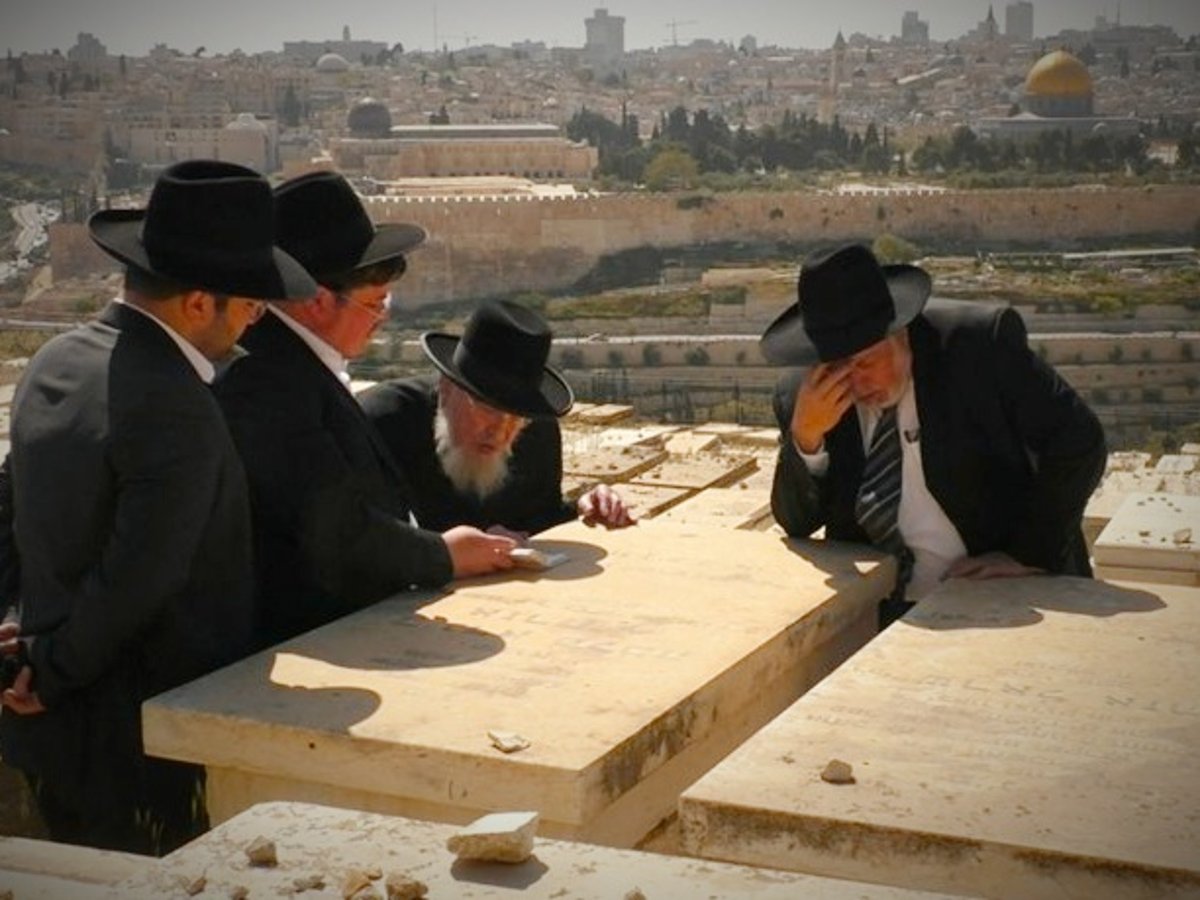 הגרב"מ אזרחי ואחיו עלו לציון אביהם • צפו