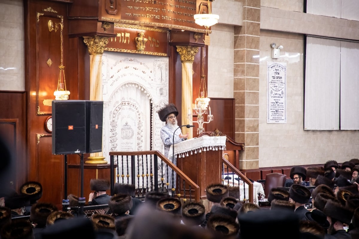 תיעוד מסכם: חג הפסח אצל האדמו"ר מסאטמר