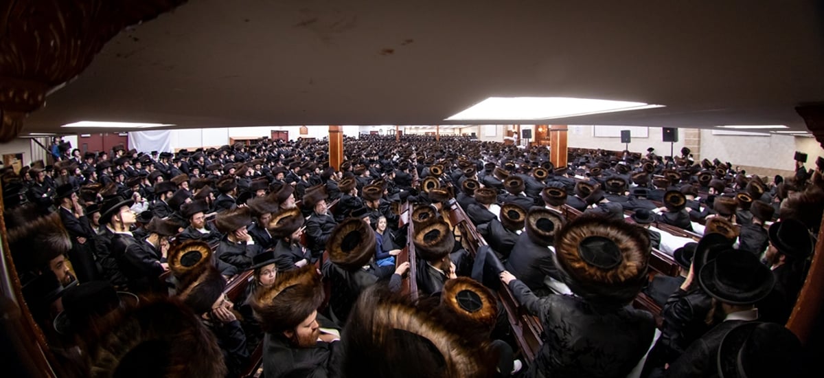 תיעוד מסכם: חג הפסח אצל האדמו"ר מסאטמר