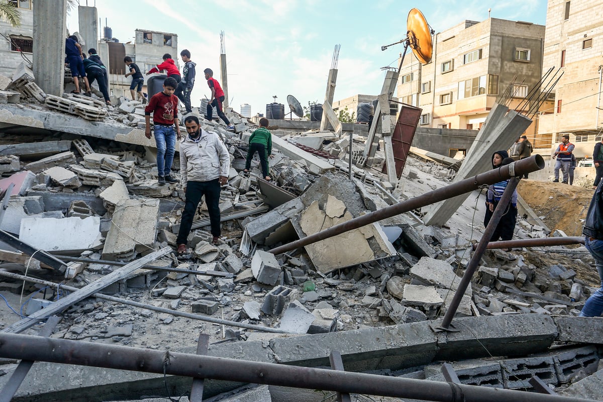 הרס עצום: תיעוד נרחב מתוככי עזה המופגזת