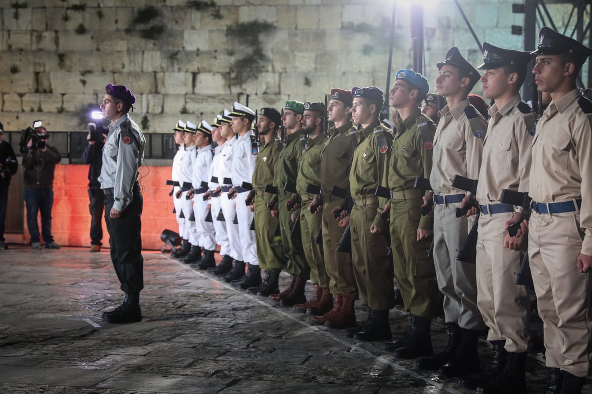 צפו בגלריה: עצרת הזיכרון בכותל המערבי