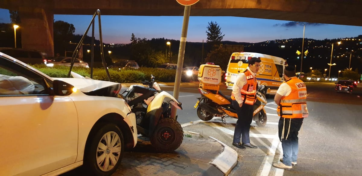 שוב אותו הכביש: אברך נהג בטרקטורון בירושלים ונפצע בתאונה