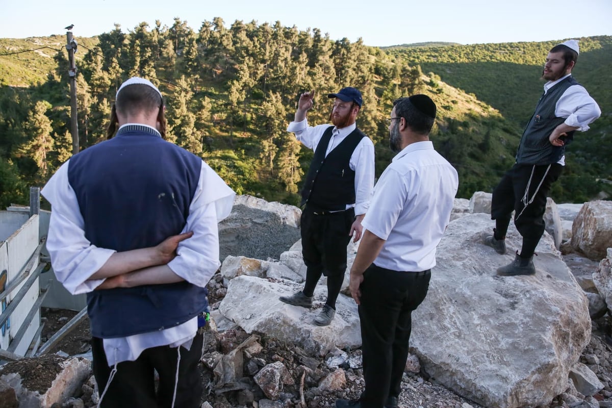 תיעוד: הרחבת שטח ההדלקה של תולדות אברהם יצחק