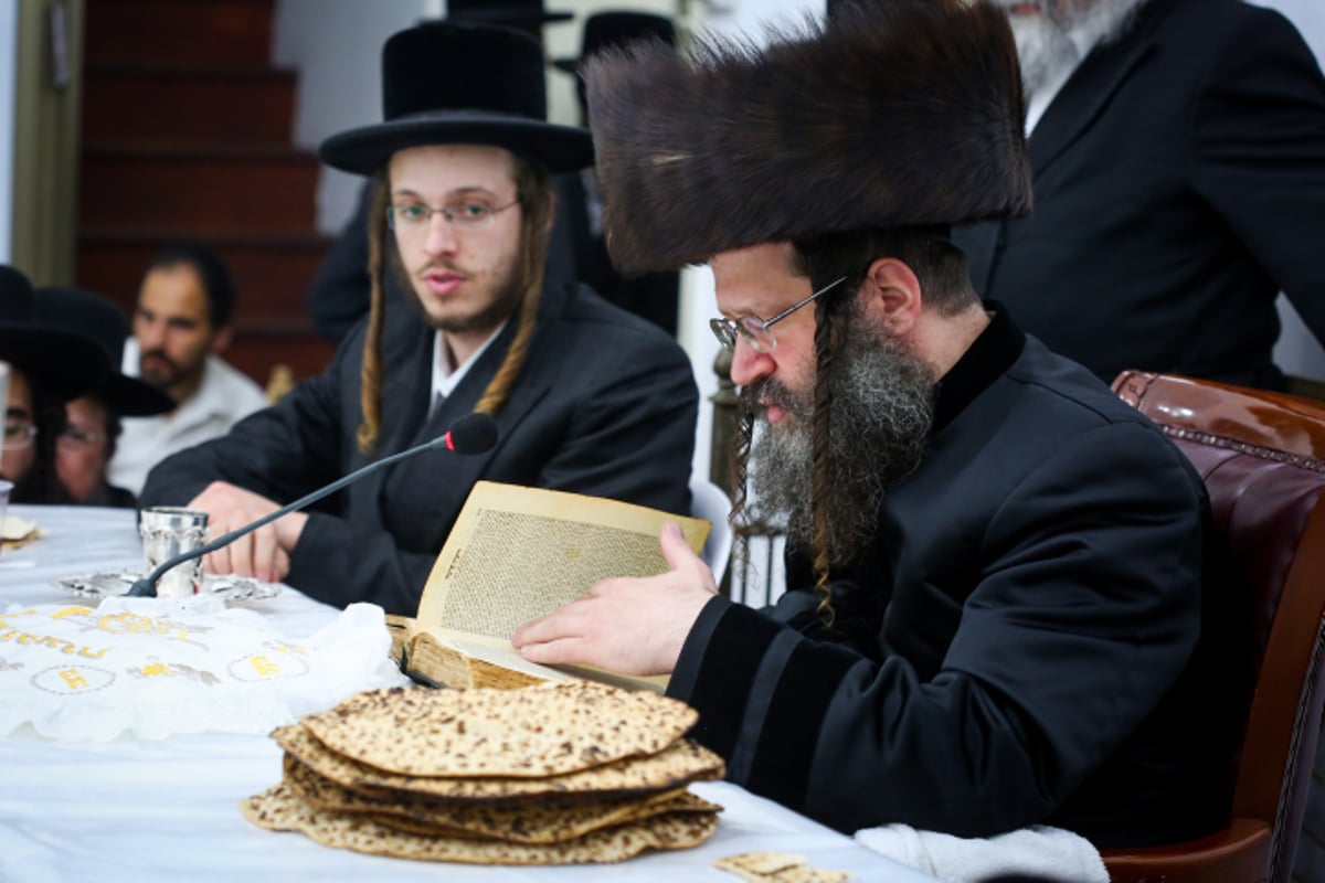 האדמו"ר מביטשקוב ערך טיש בעיר יפו • תיעוד