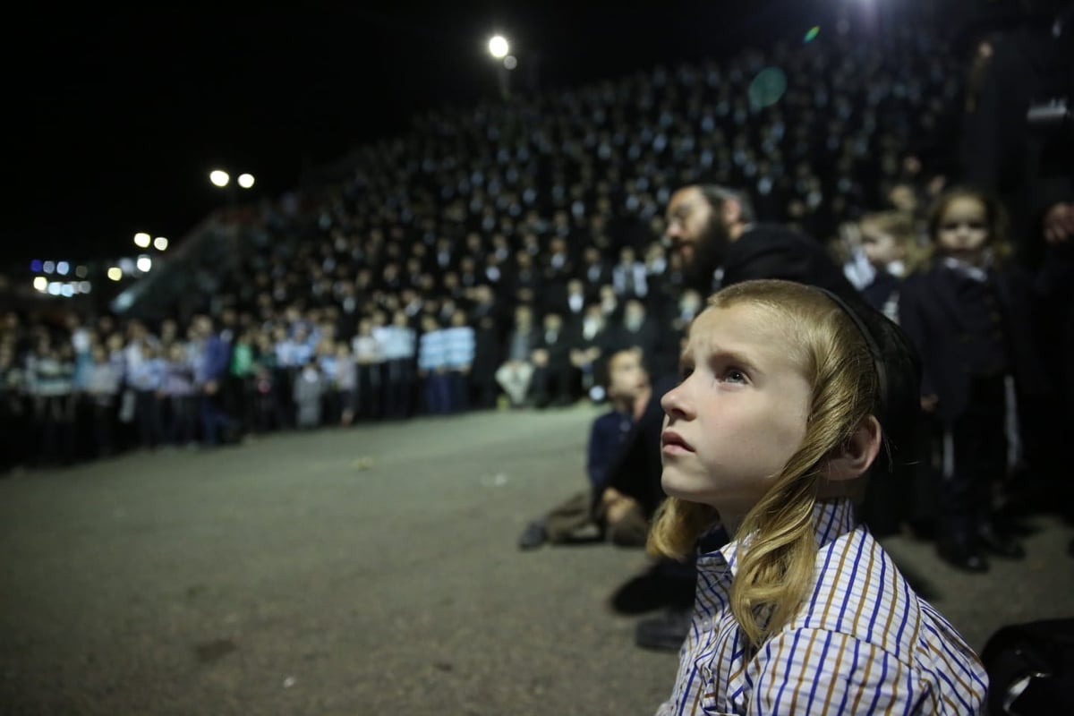 ערב ל"ג בעומר: האדמו"ר שכבר הדליק במירון