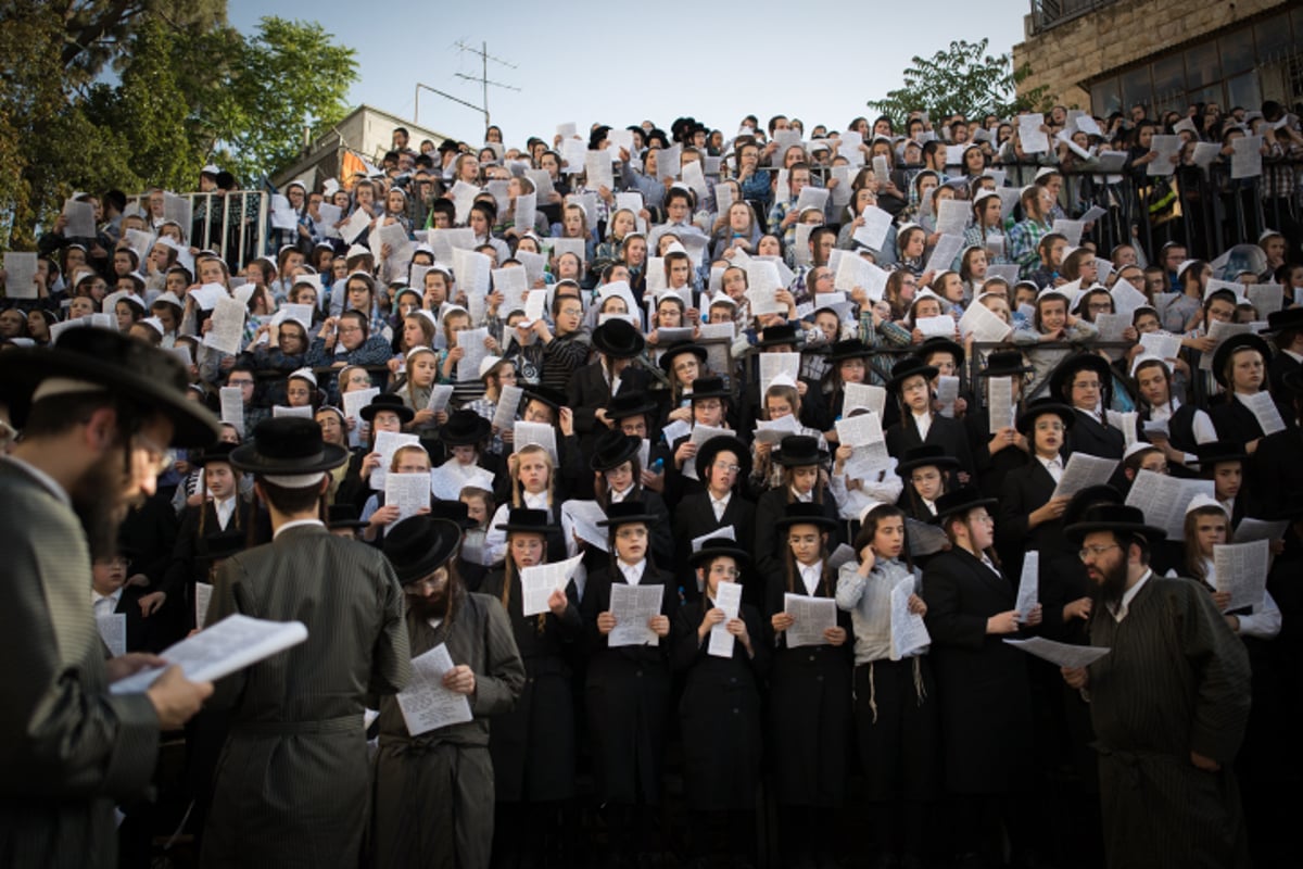 אלפי הילדים התפללו לביטול "גזירת הגיוס"