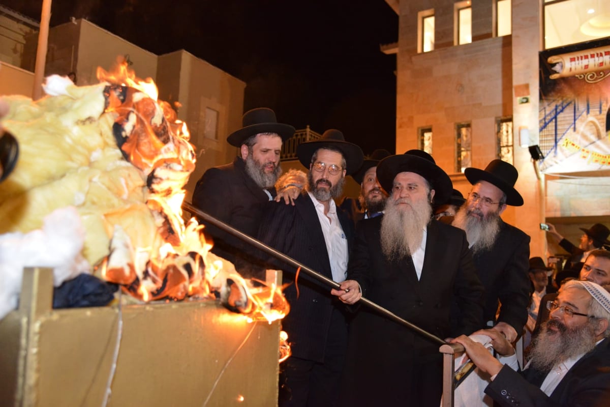 במירון: ההדלקה של רבי רפאל אבוחצירא