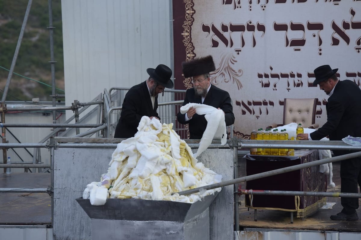 ההדלקה שנעלה את חגיגות ל"ג בעומר • צפו