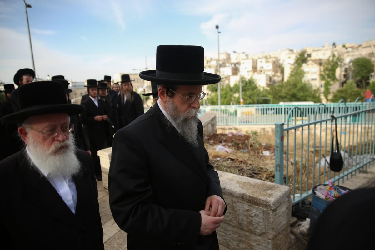 תיעוד: האדמו"רים מגיעים לכינוס המועצת