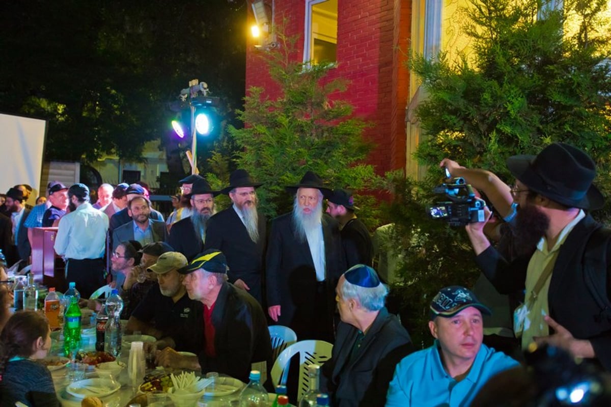 כך חגגו ל"ג בעומר במוסקבה • צפו בגלריה