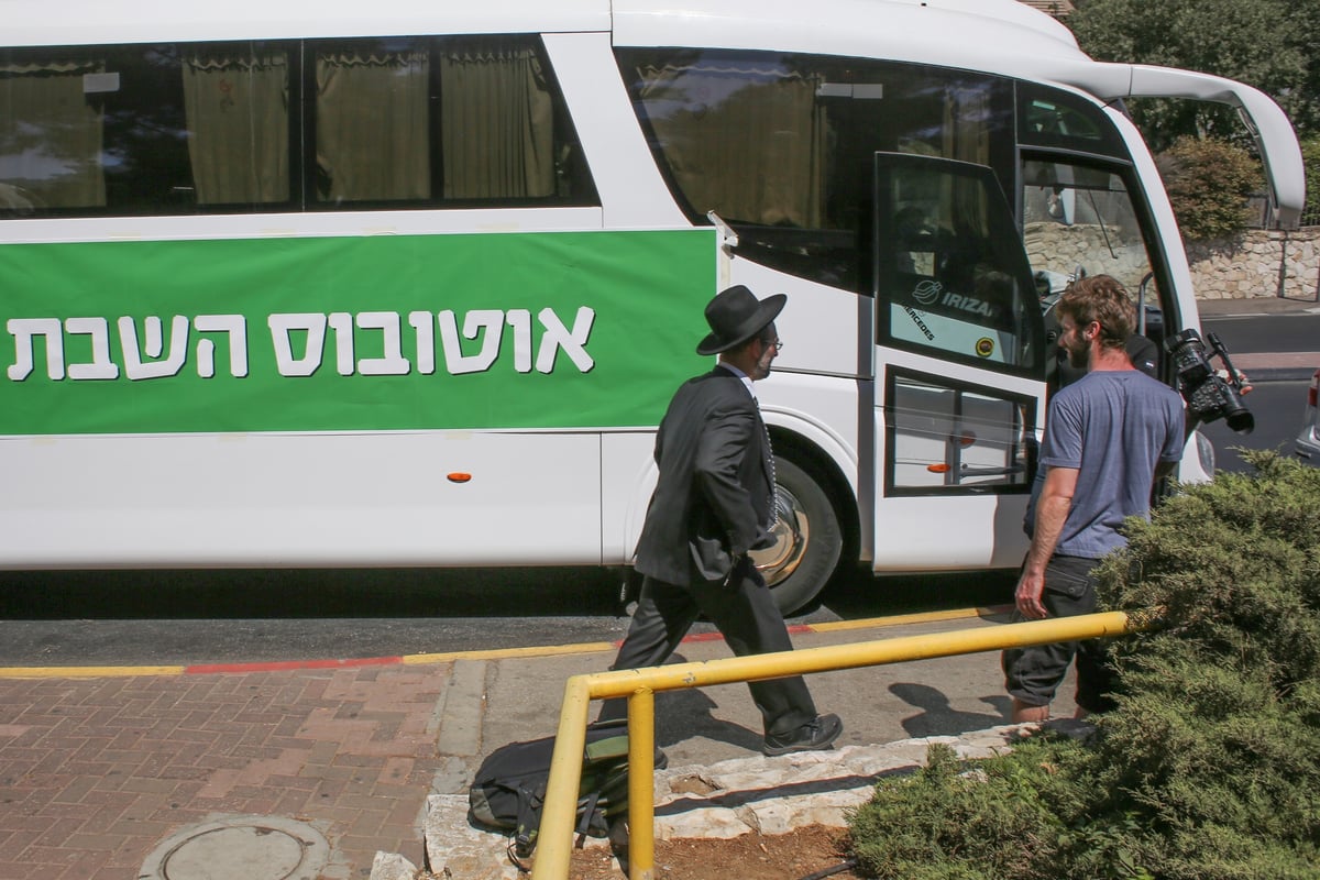 'אוטובוס-שבת'. אילוסטרציה