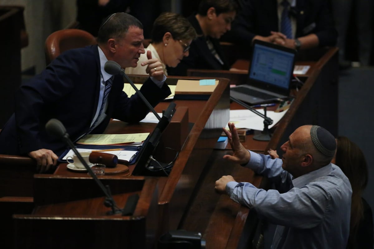 היום הדרמטי בכנסת - בעדשה של חיים גולדברג