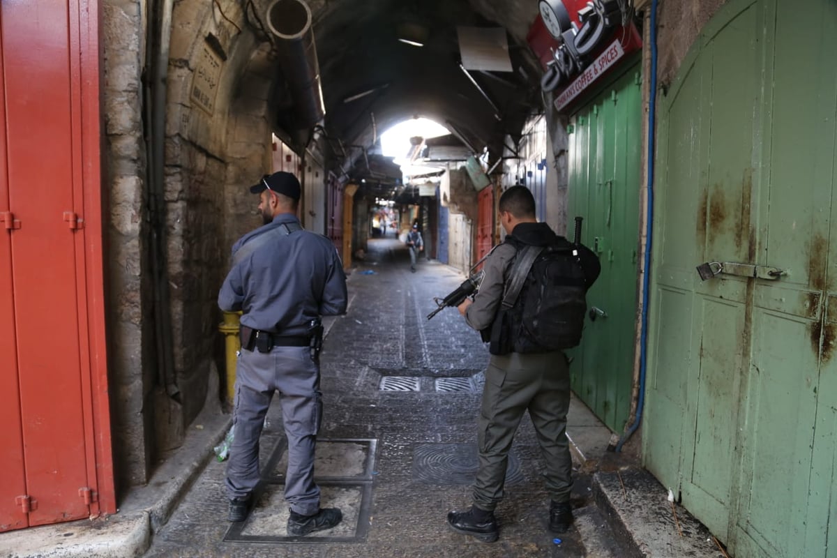 פיגוע דקירה בשער שכם: אברך חרדי נפצע באורח אנוש