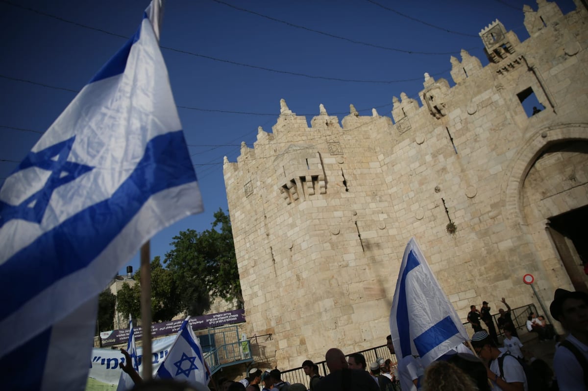 'ריקודגלים' ברחבת שער שכם • צפו בתיעוד