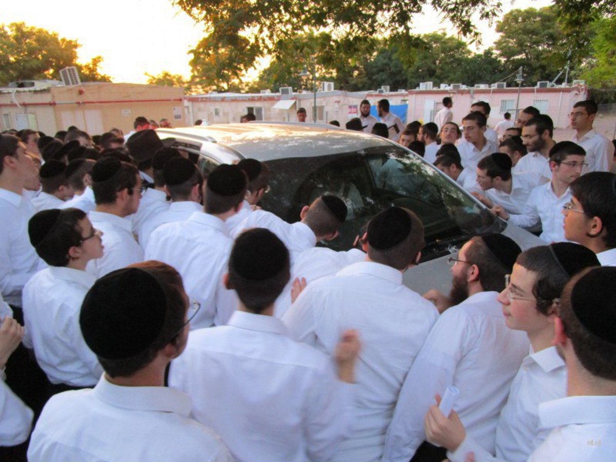 ראש הישיבה חיזק את תורה בתפארתה. צפו