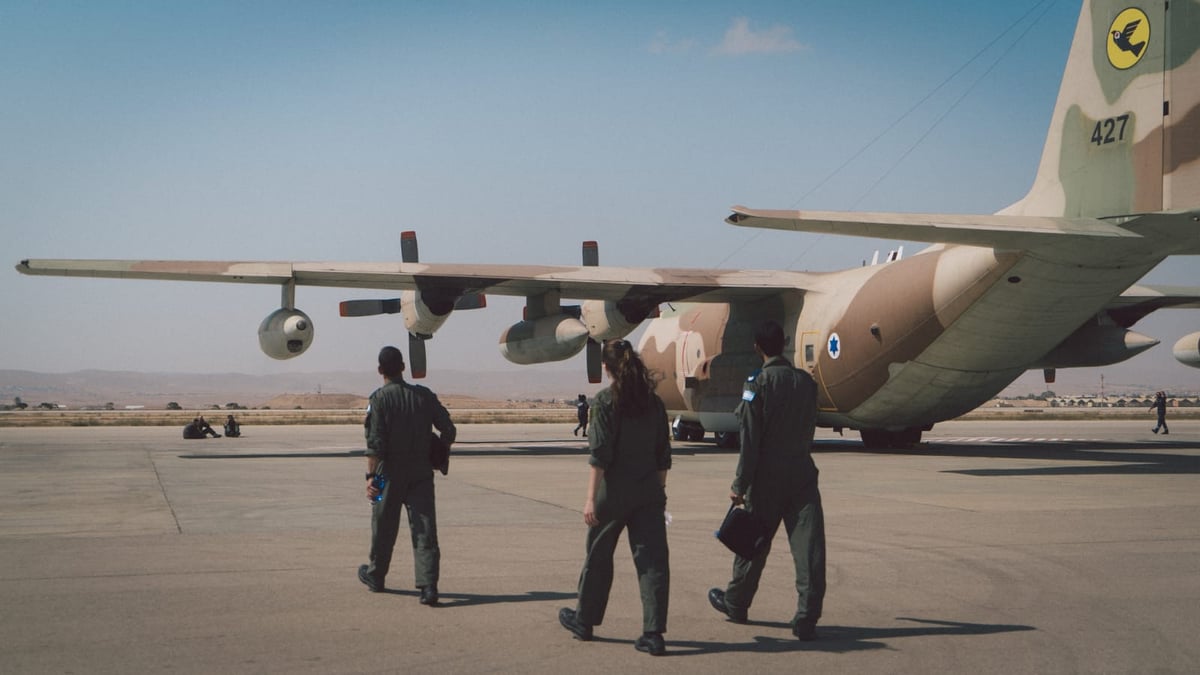 לראשונה: מטוסי F35 מתרגלים מלחמה • צפו