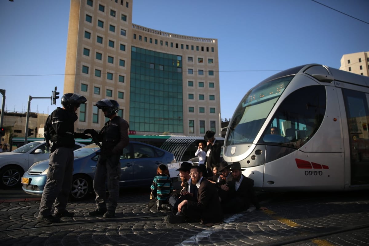 המפגינים הקיצונים חסמו את מרכז ירושלים