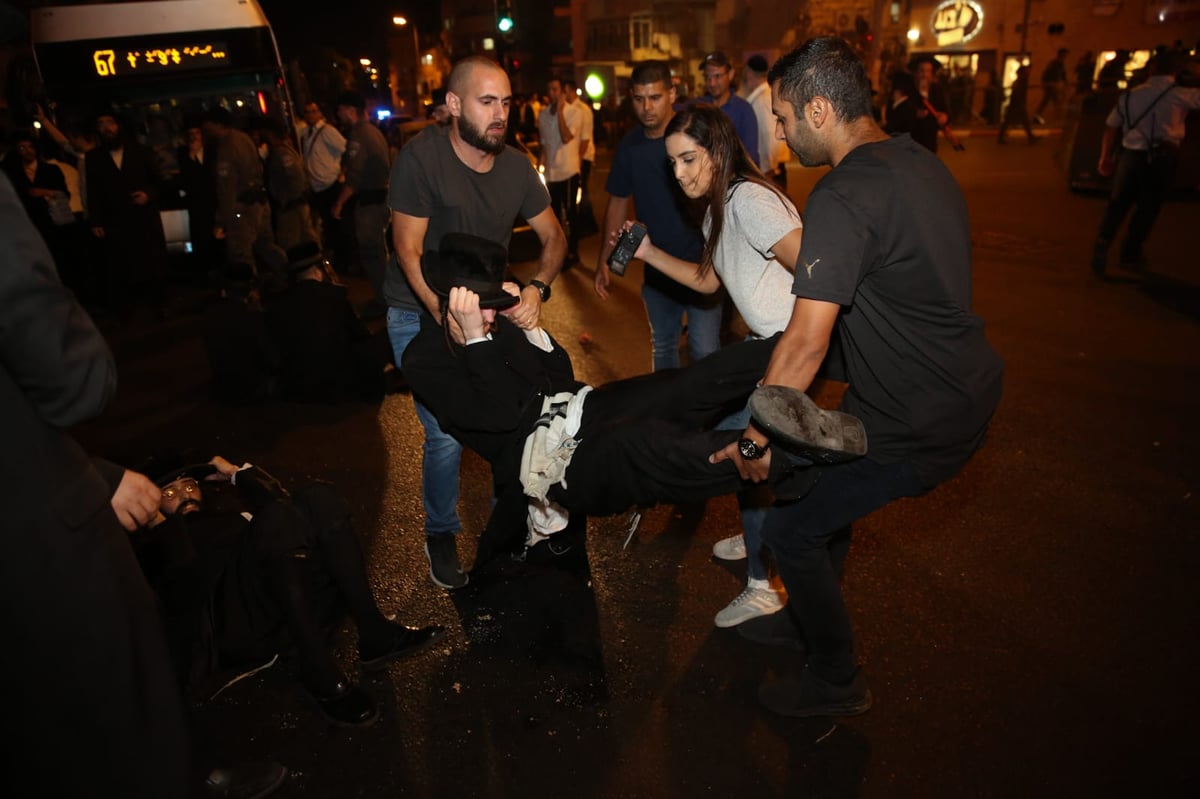 הפגנה בירושלים: חסימות כבישים ומעצרים