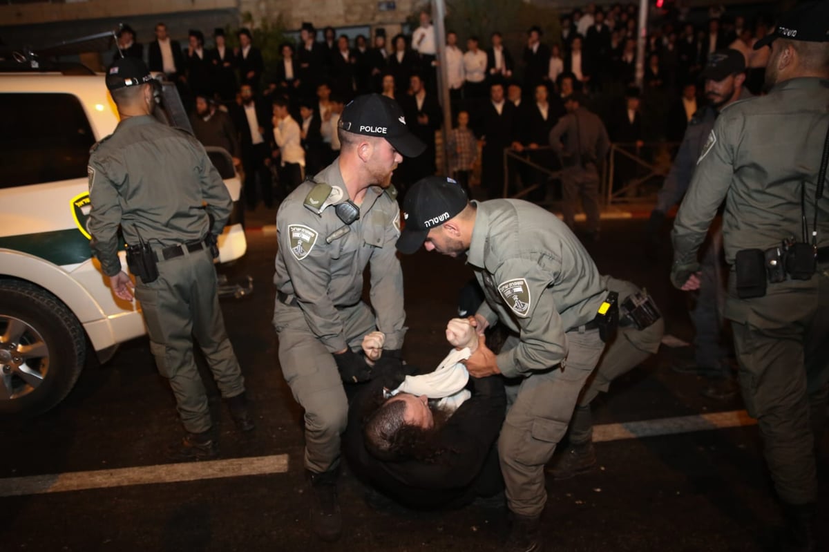 הפגנה בירושלים: חסימות כבישים ומעצרים