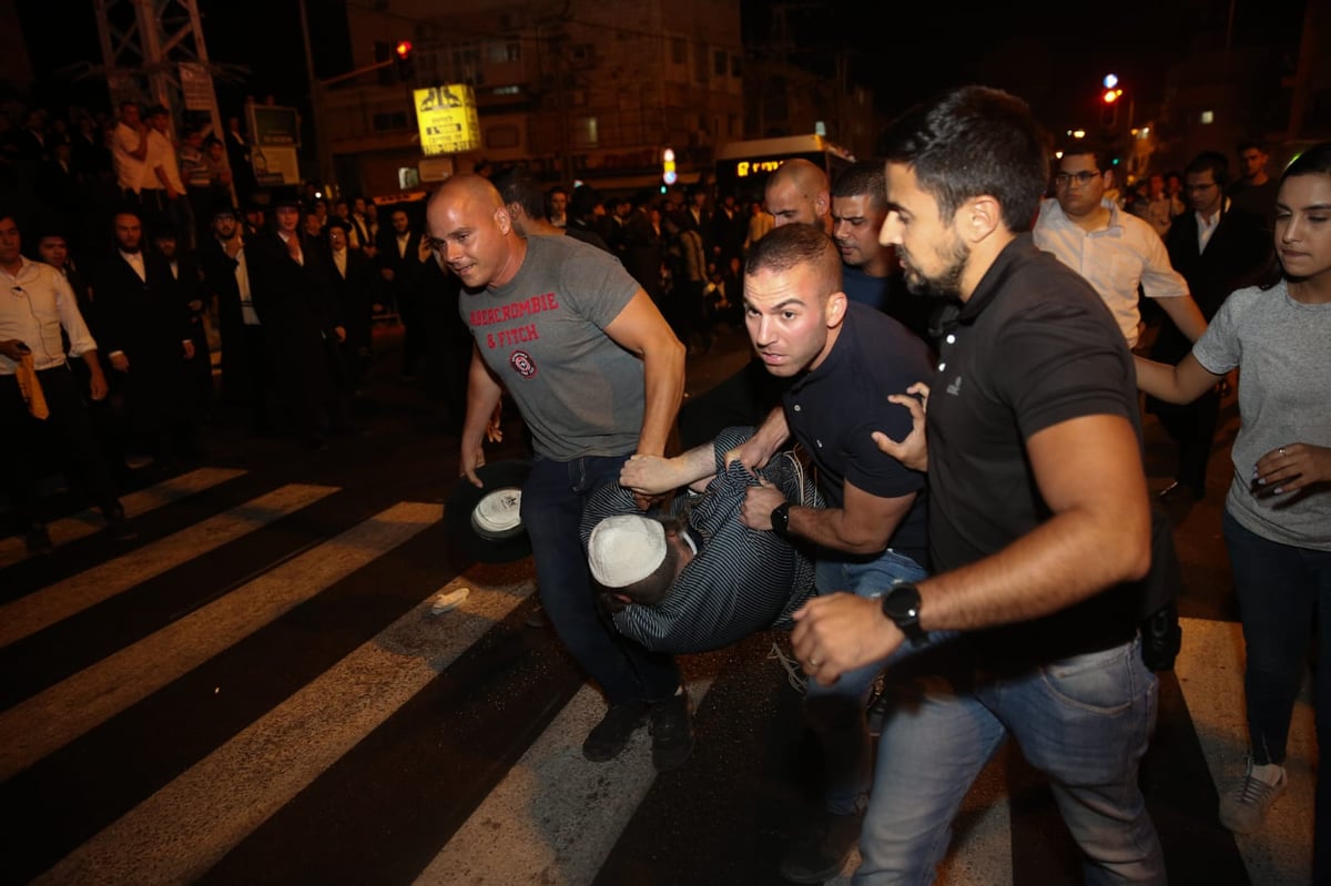 הפגנה בירושלים: חסימות כבישים ומעצרים