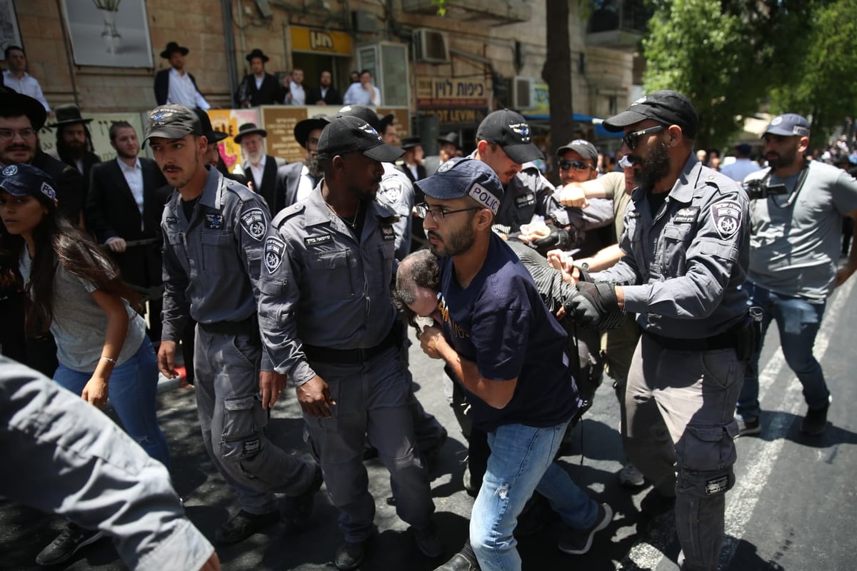 הפגנה אלימה בירושלים בעקבות מעצר הבנות