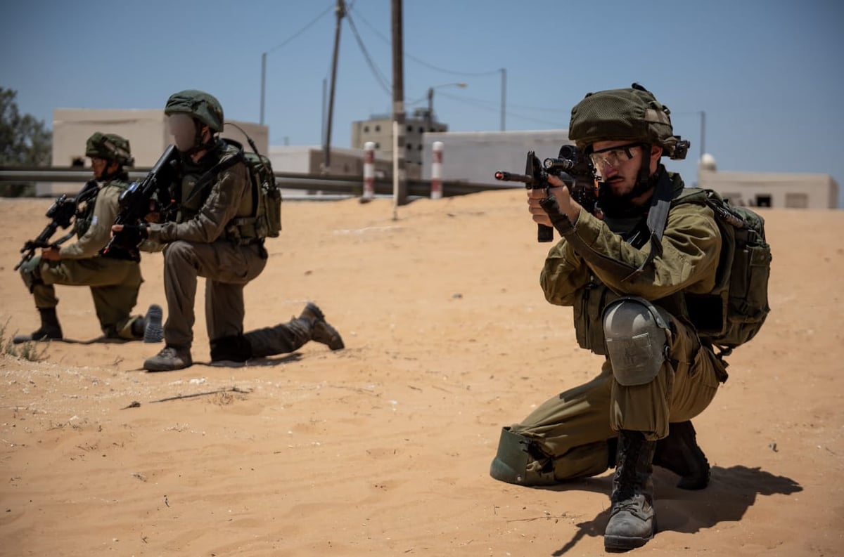 בצה"ל נערכים: "מתאמנים לכניסה קרקעית לעזה"