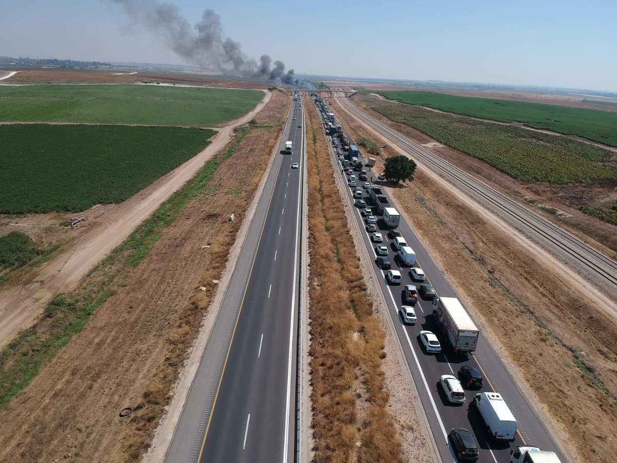 מדהים: כך נראה פקק בכביש 6 - מהאוויר