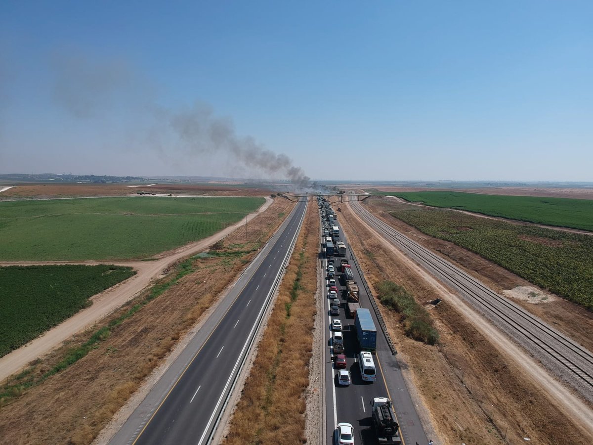 מדהים: כך נראה פקק בכביש 6 - מהאוויר