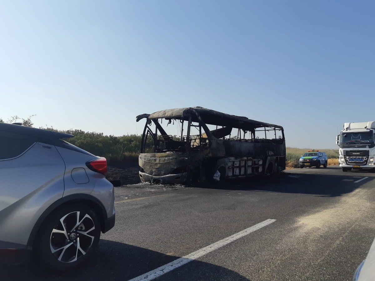 מדהים: כך נראה פקק בכביש 6 - מהאוויר