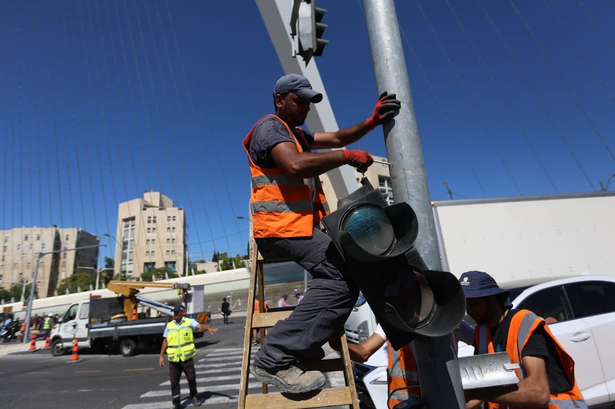 צפו בתיעוד: כך נחסמה הכניסה לירושלים