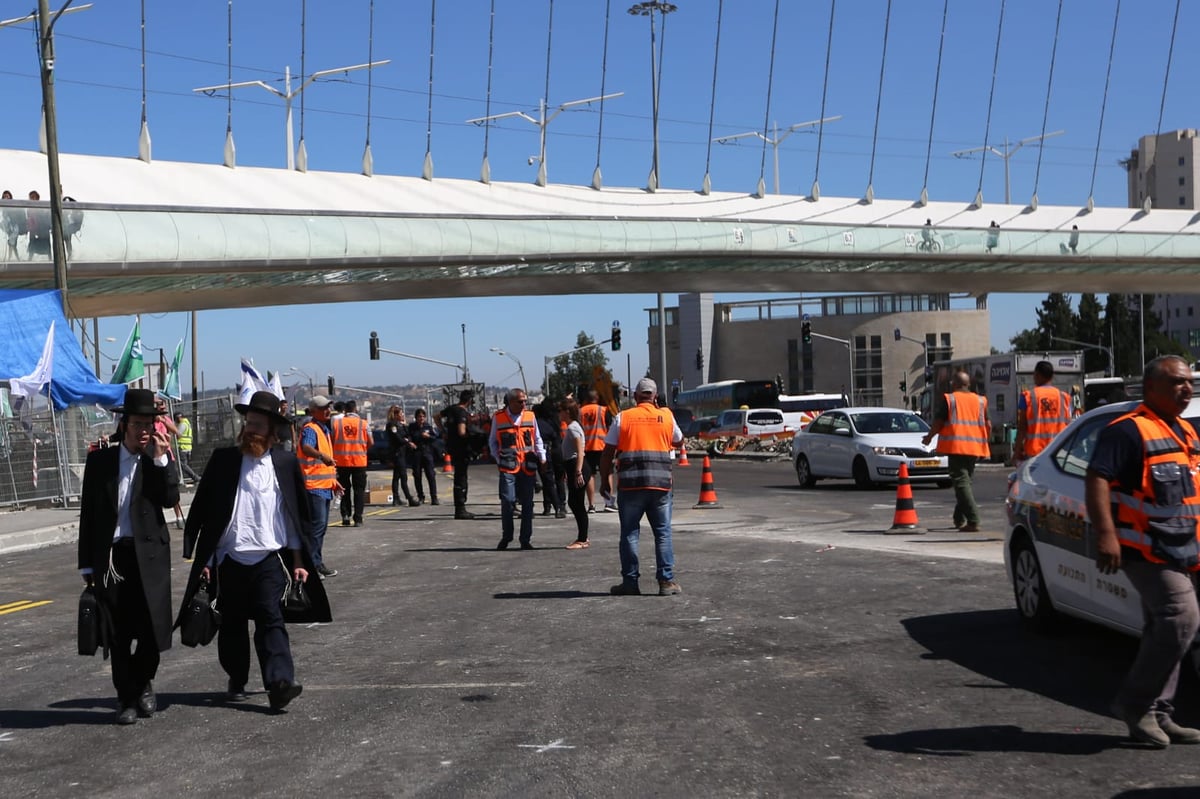 צפו בתיעוד: כך נחסמה הכניסה לירושלים