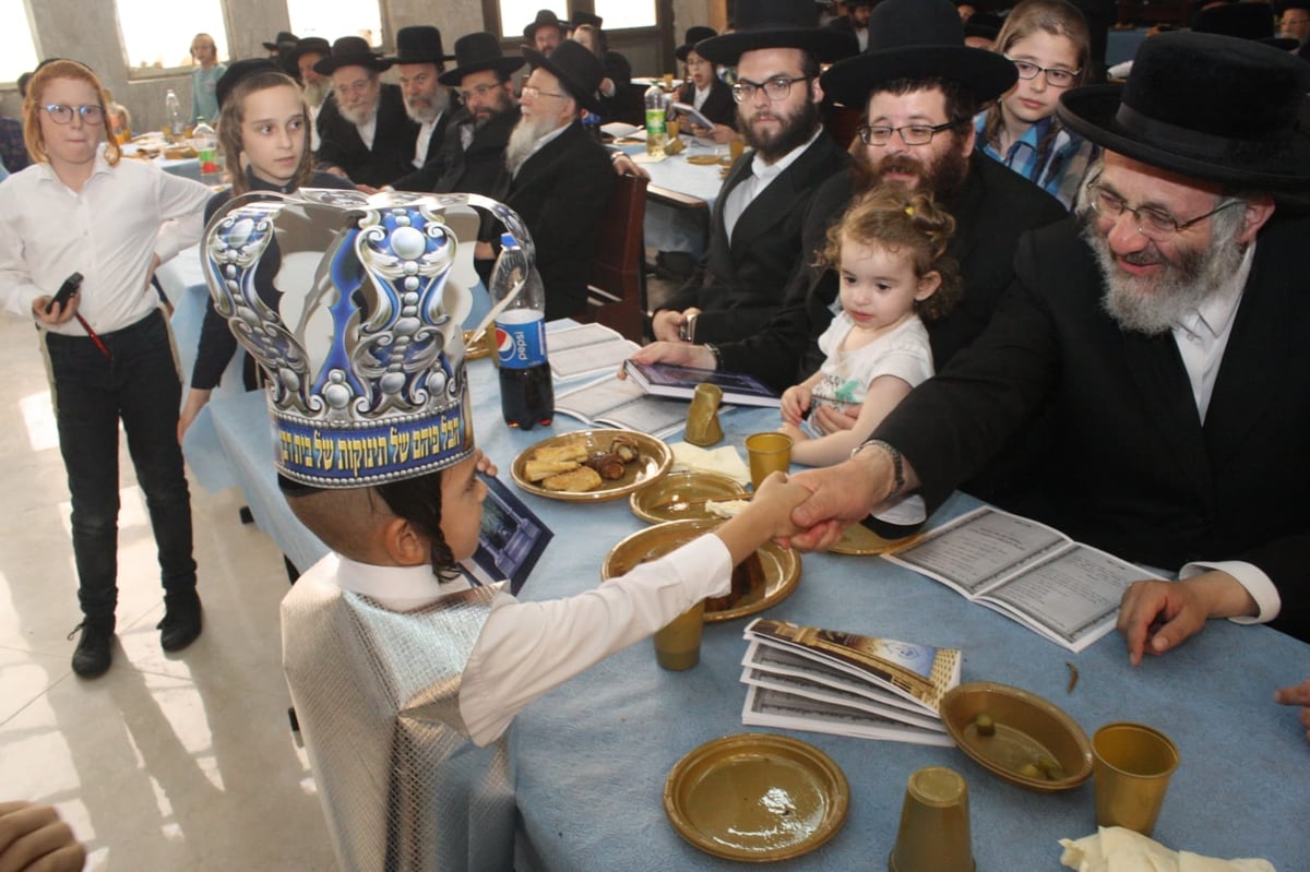 ילדי 'לעלוב' במסיבת חומש • צפו בגלריה