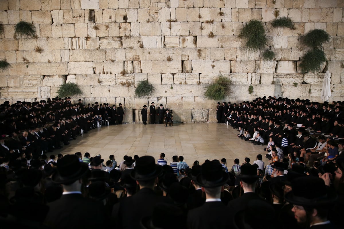 לרגל ה'יארצייט': האדמו"ר מסערט ויז'ניץ - בכותל