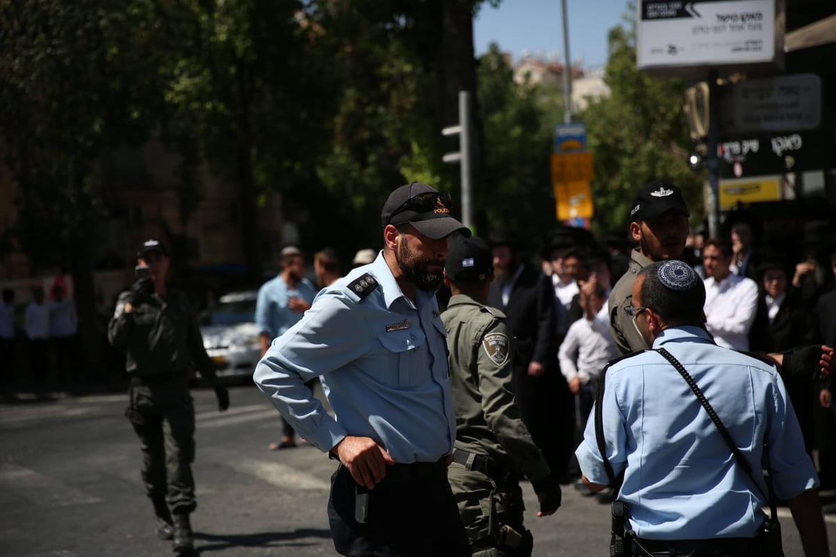 בעקבות מעצר העריק: חסימת כבישים בירושלים - 6 נעצרו