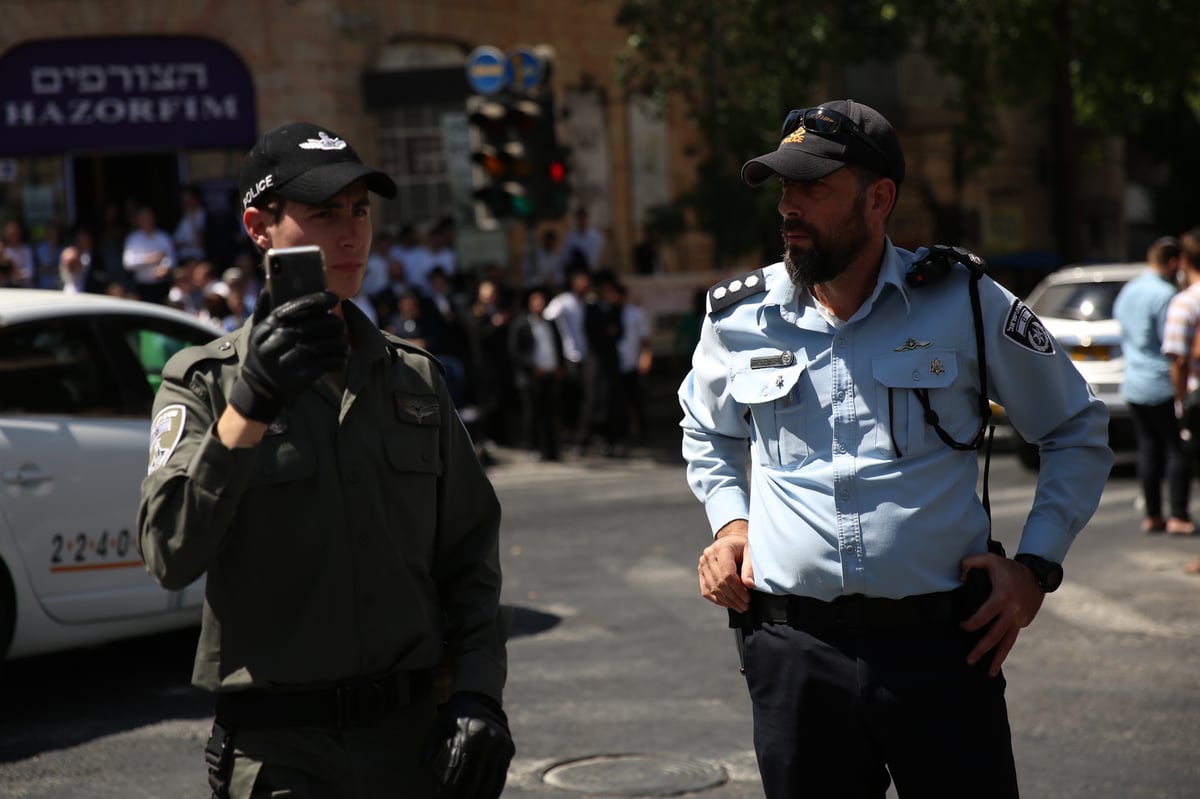 בעקבות מעצר העריק: חסימת כבישים בירושלים - 6 נעצרו