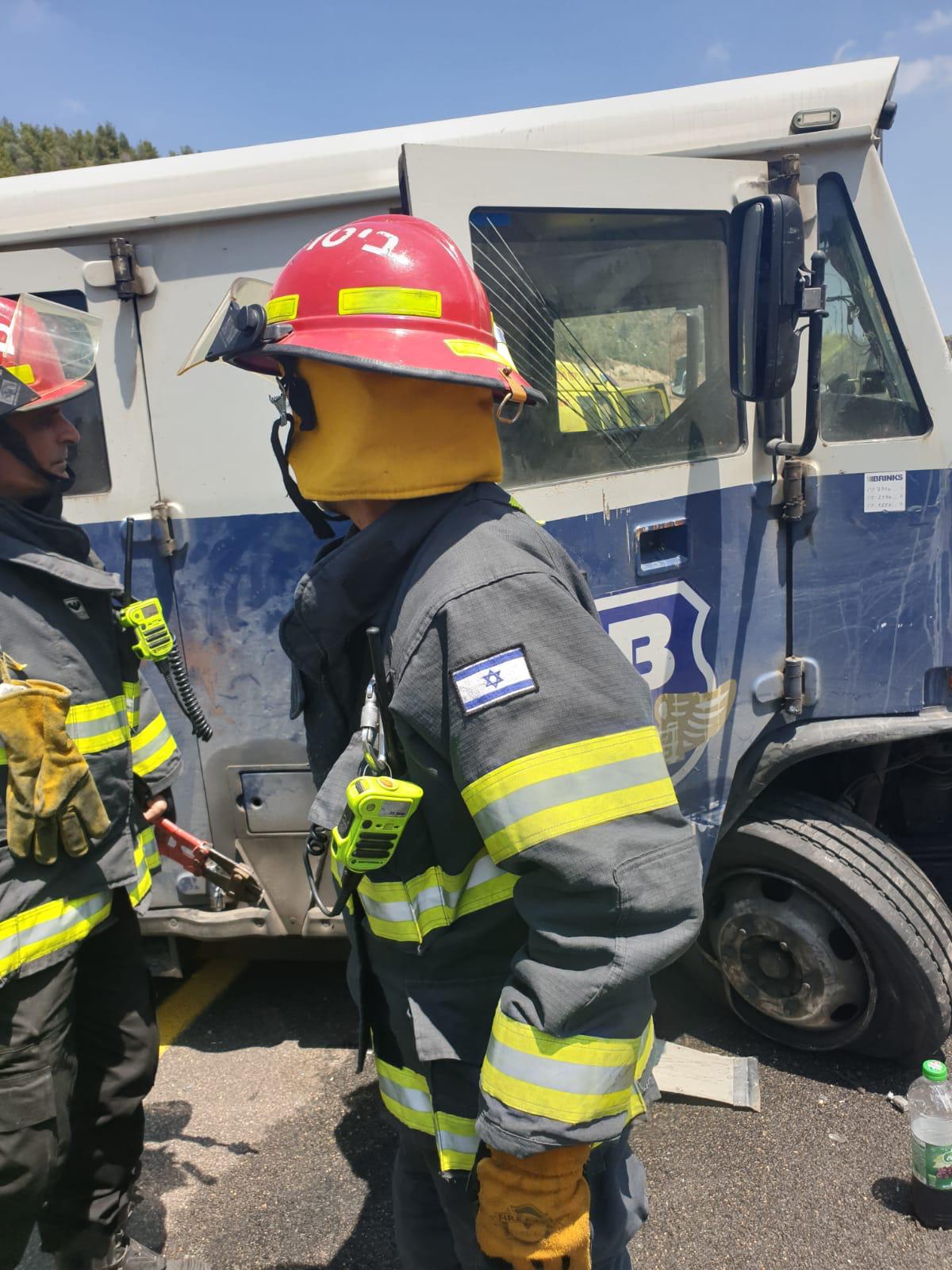 רכב משפחה חרדית התנגש ברכב ברינקס