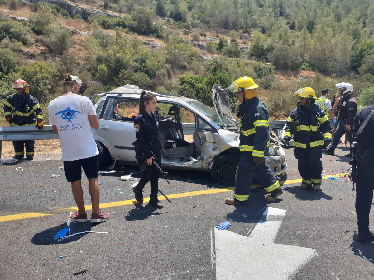 רכב משפחה חרדית התנגש ברכב ברינקס