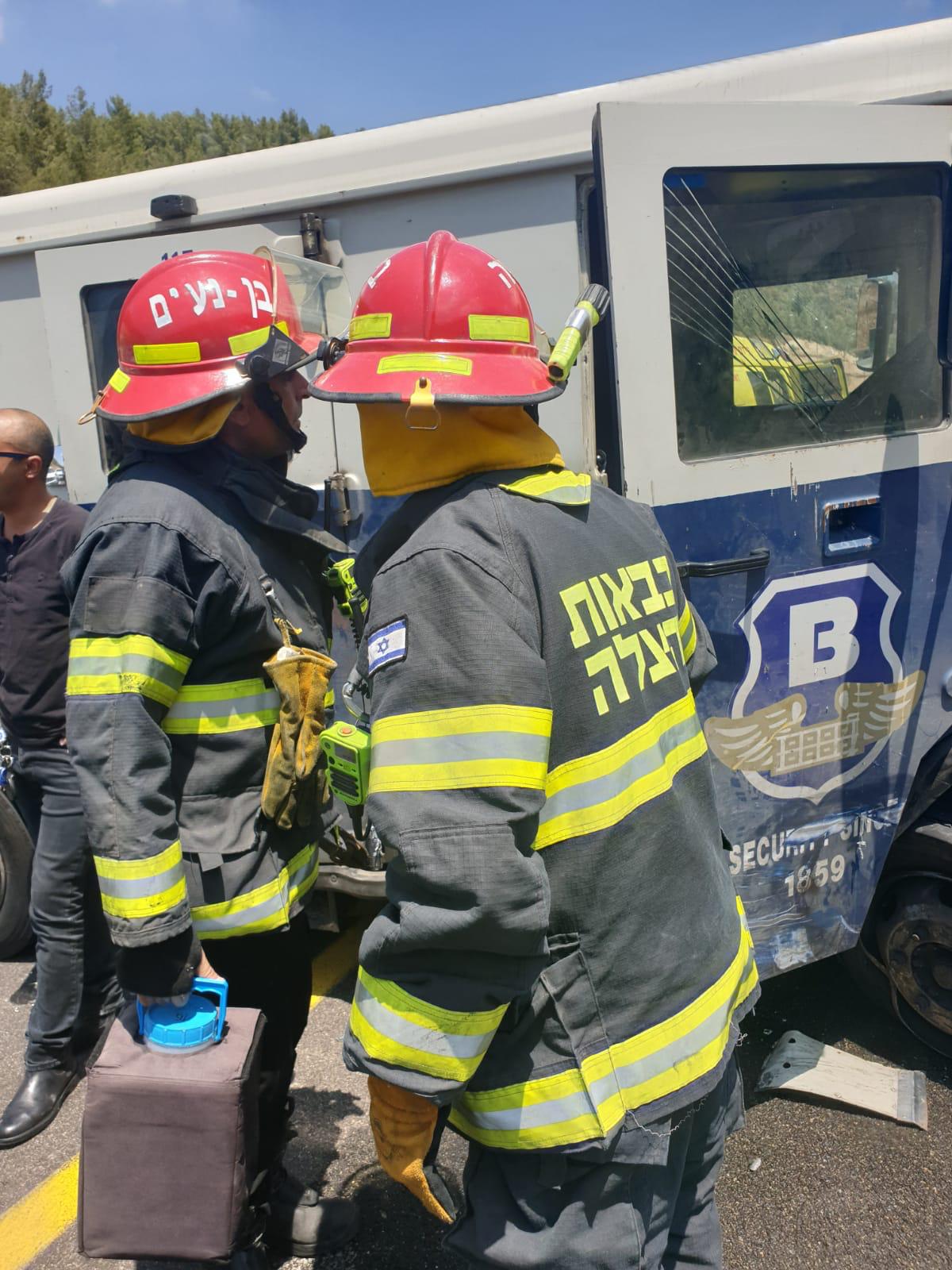 רכב משפחה חרדית התנגש ברכב ברינקס