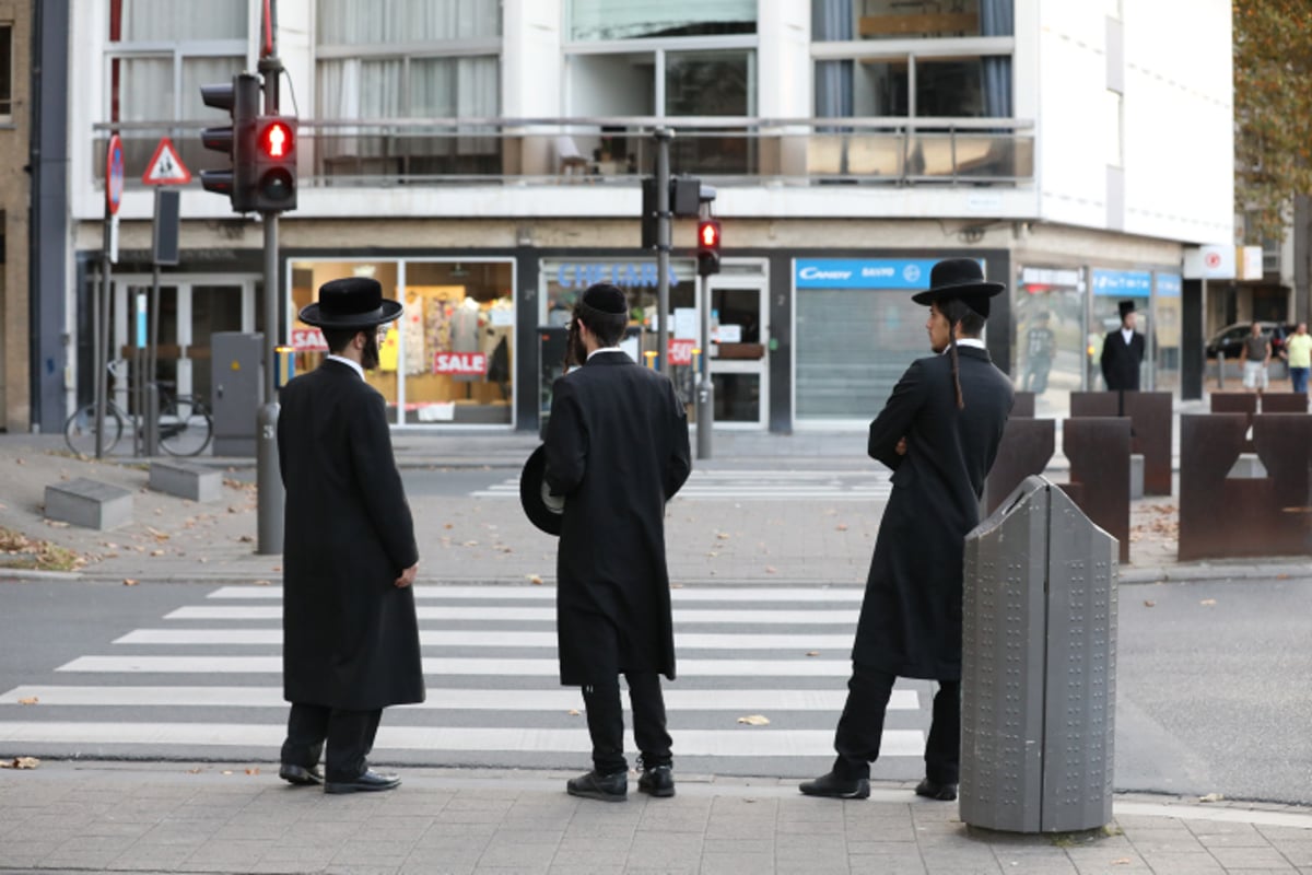 טיול דרך עדשת המצלמה לרחובת אנטוורפן