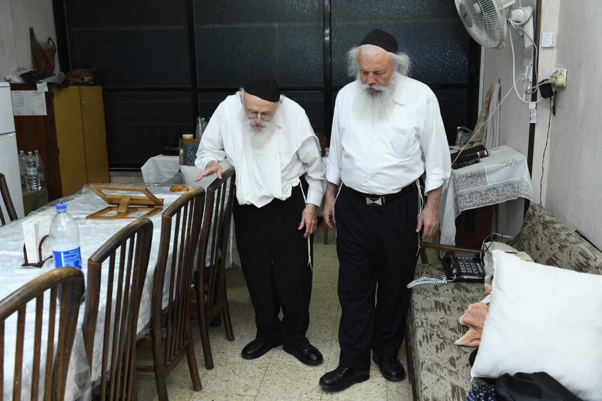 מיוחד: יום בחיי הגאון רבי מאיר גריינמן • צפו