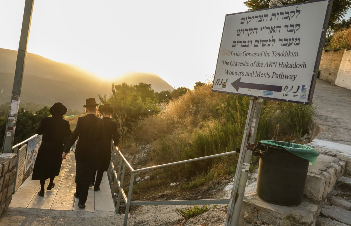 אלפים בהילולת האר"י הקדוש בעיר צפת