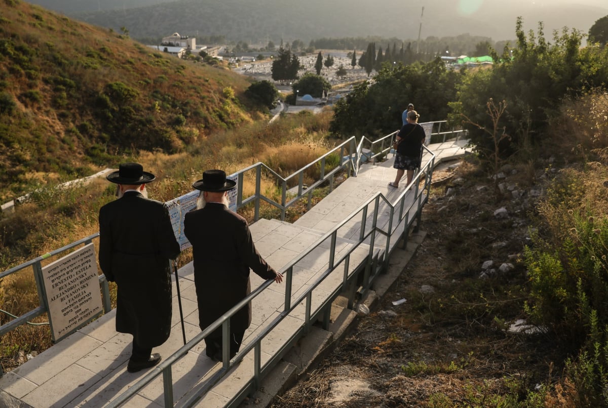 אלפים בהילולת האר"י הקדוש בעיר צפת