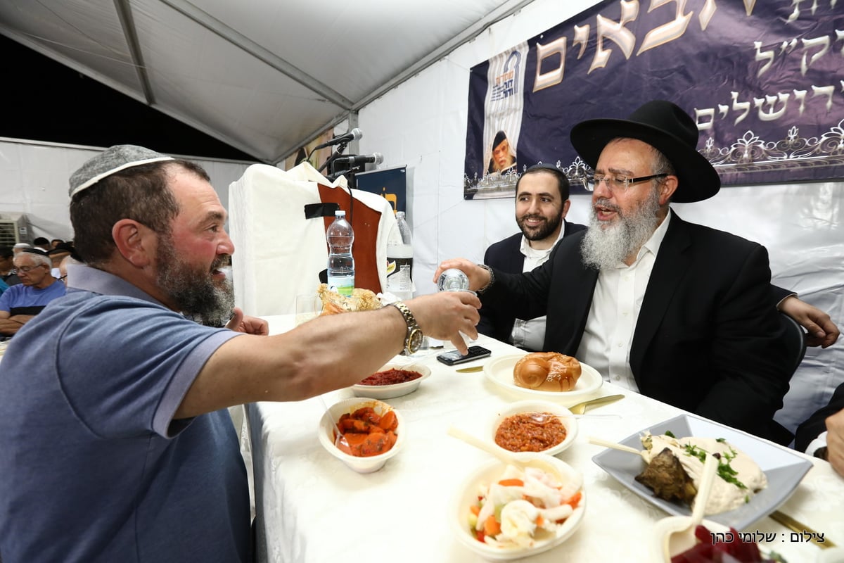 תיעוד: הילולת 'צדיק המזוזות' הגר"מ בן טוב