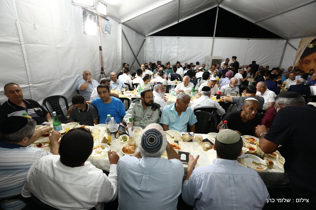 תיעוד: הילולת 'צדיק המזוזות' הגר"מ בן טוב