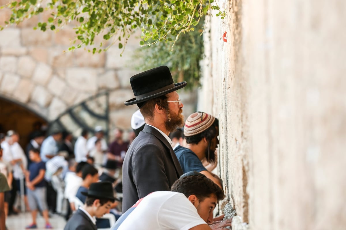 תיעוד מיוחד לתשעה באב: עיר הקודש ירושלים