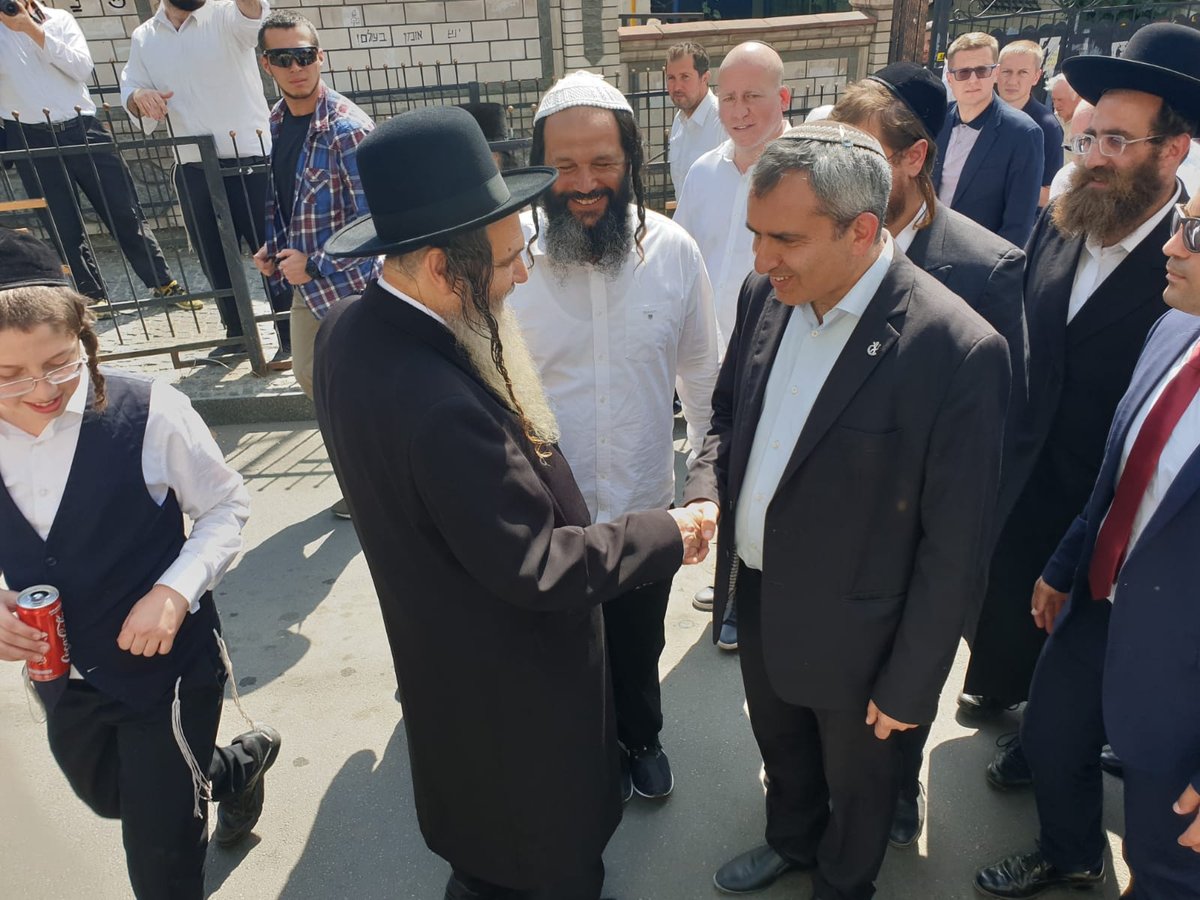 כך הכניעו אלקין והרב ארוש את האוקראיני