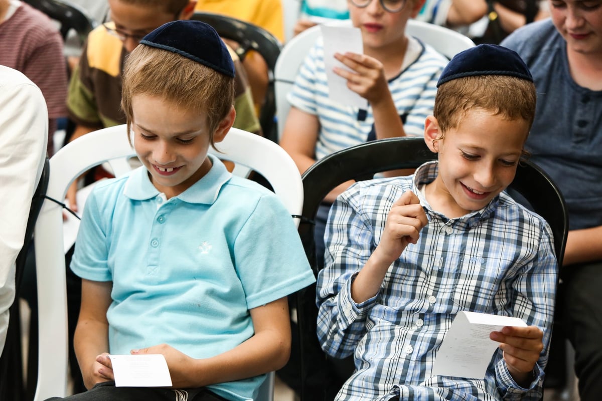 הצצה: הקעמפ אליו נרשמים רק ילדי השלוחים