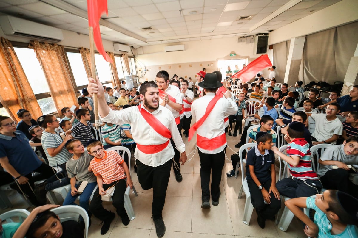 הצצה: הקעמפ אליו נרשמים רק ילדי השלוחים