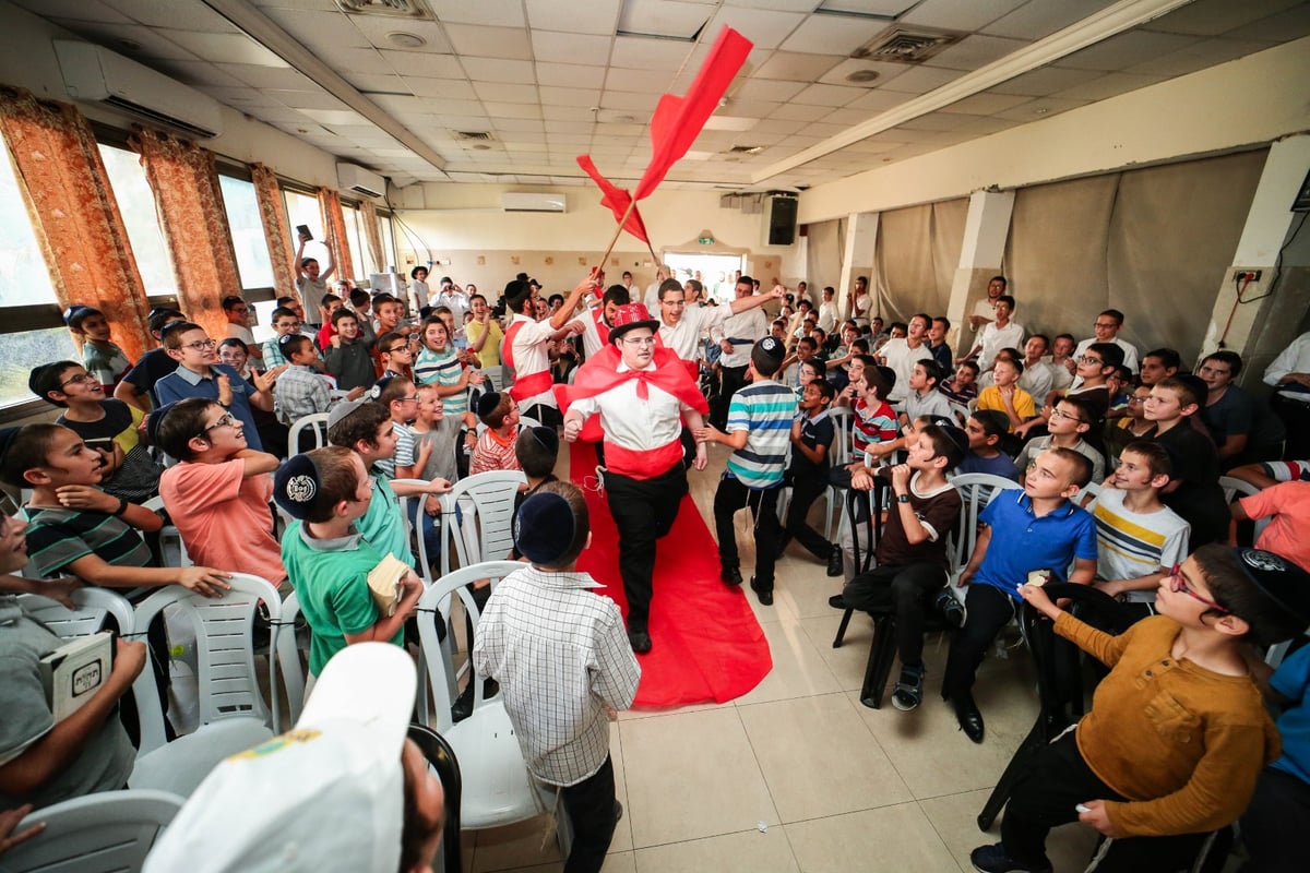 הצצה: הקעמפ אליו נרשמים רק ילדי השלוחים